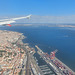 in Anflug auf Lissabon - Blick auf das Doca de Alcântara(© Buelipix)