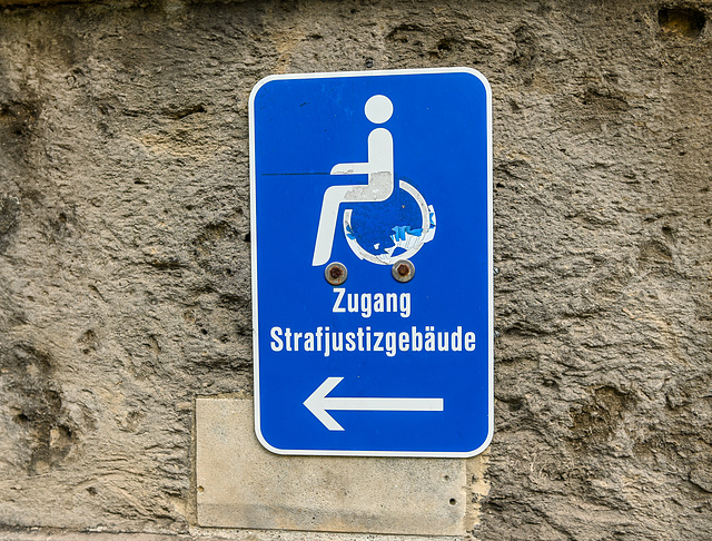 hWW, wünsche euch einen angenehmen Wochenteiler und wer Glück hat, ein langes Wochenende