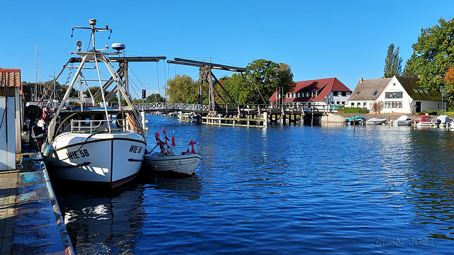 Hafen und Klappbrücke Wieck