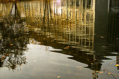 Mauer gespiegelt  - HBM!