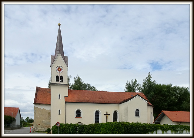 Triftlfing, Filialkirche St. Johannes der Täufer