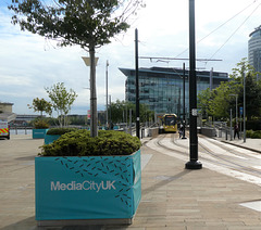 Metrolink 3062 at MediaCity UK - 24 May 2019 (P1020111)