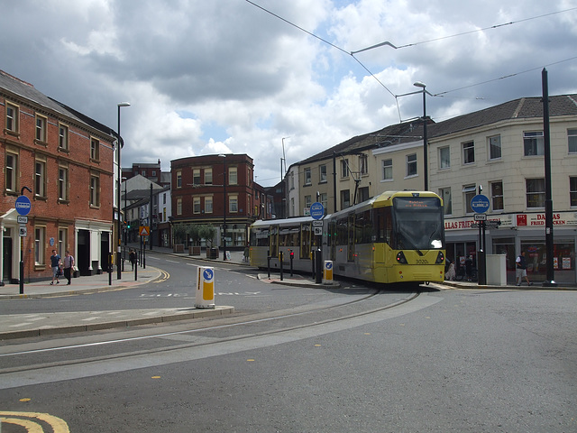 DSCF0524 Manchester Metrolink car set 3020 in Rochdale -  4 Jul 2015