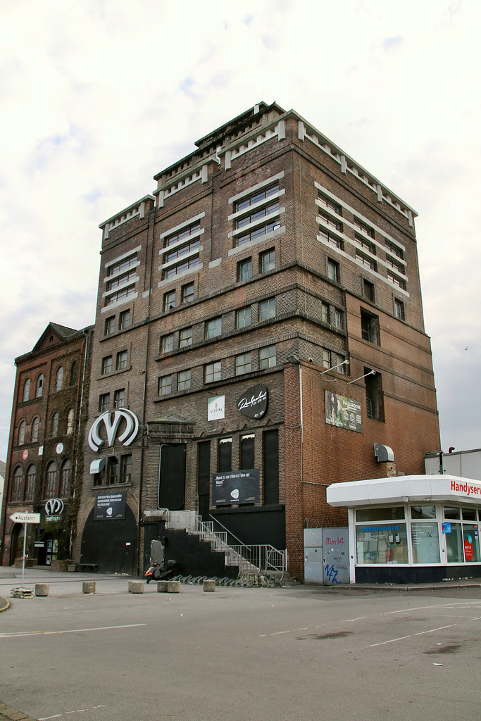 Der Sudhausturm der ehem. Müser-Brauerei (Bochum-Langendreer) / 22.09.2019