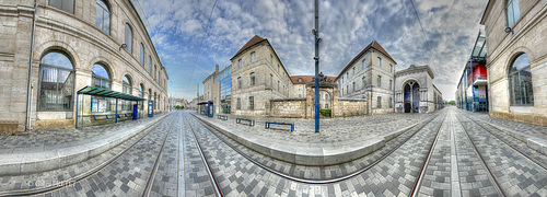 BESANCON: Rue Claude Goudimel