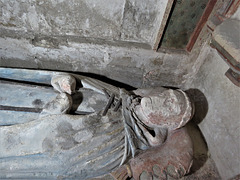 edington church wilts  c15 tomb (3)