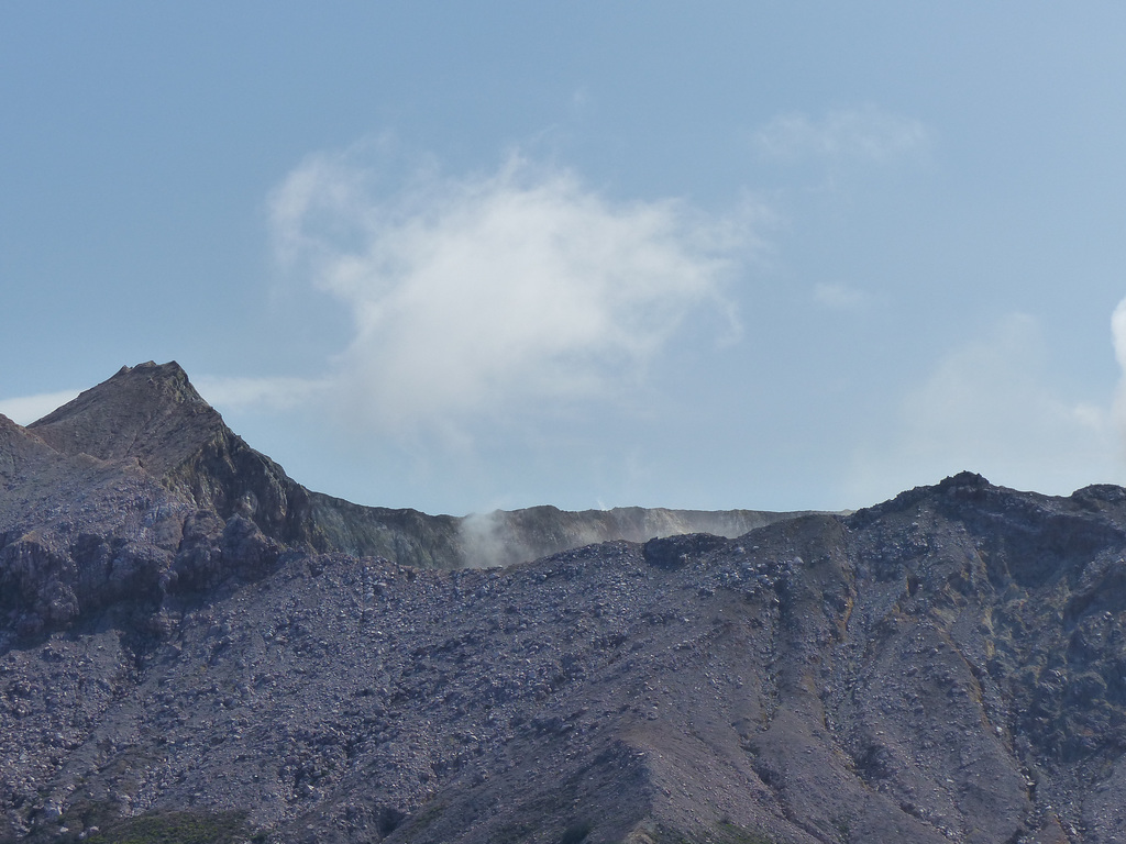 Whakaari/White Island (2) - 25 February 2015