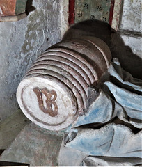 edington church wilts  c15 tomb (1)