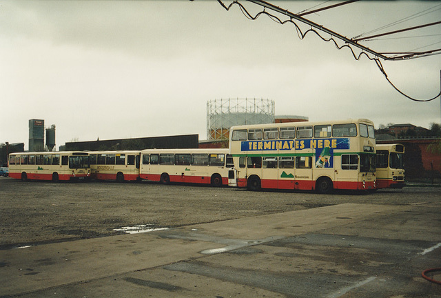 Rossendale Transport buses at the Rochdale yard – 16 Apr 1995 (260-33) Rossendale Transport buses at the Rochdale yard – 16 Apr 1995 (260-33)