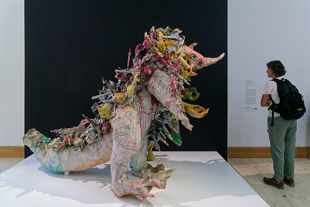 "Le monstre de Soisy" (Niki de Saint Phalle - 1966) "Le monstre de Soisy" (Niki de Saint Phalle - 1966)