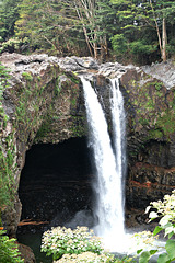 Rain bow falls