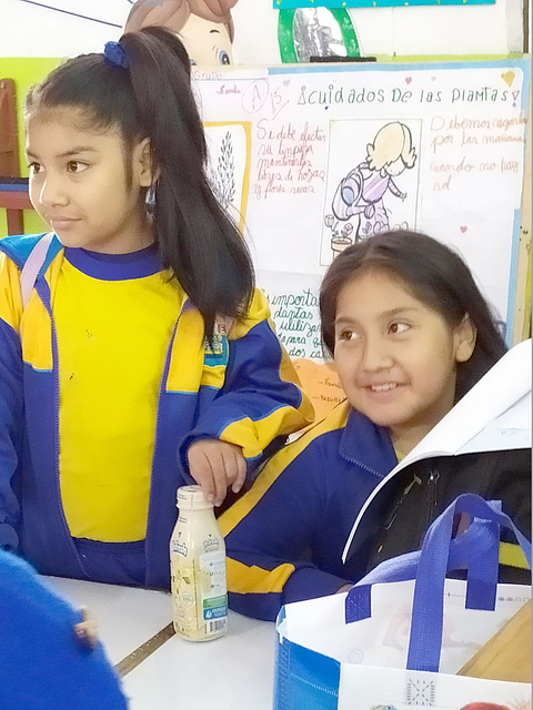 Two little girls in the Antonia Moreno de Cáceres school in El Augustino PIP