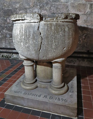 wirksworth church, derbs ; late c12 font bowl