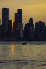 abends am Lonsdale Quay (© Buelipix)