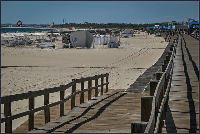 A ''Happy fence Friday'' to all - from > Dj... A ''Happy fence Friday'' to all - from > Dj...