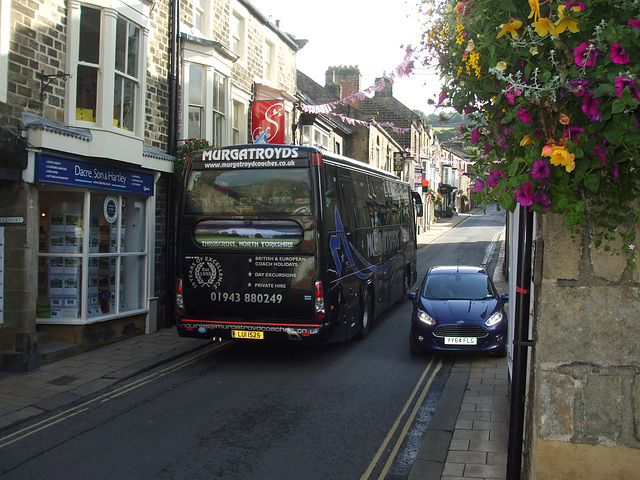 DSCF1248 Murgatroyd Coach Travel LUI 1525 in Pateley Bridge - 27 Aug 2015