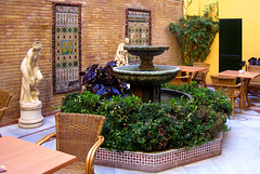 ES - Sevilla - Innenhof im Hotel Corregidor