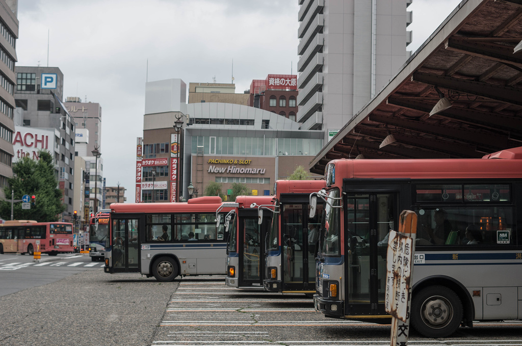 Bus terminal