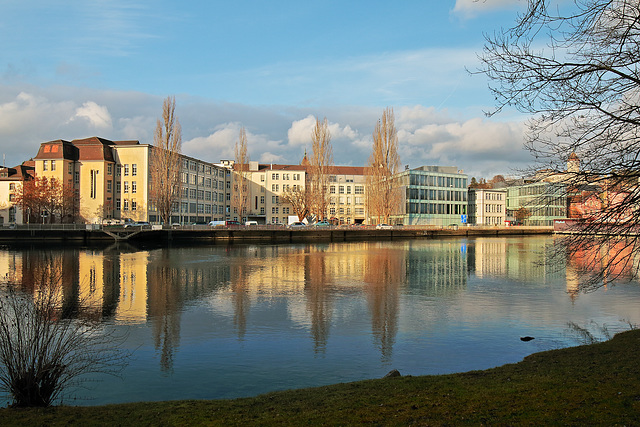 Schaffhausen (10) - Der Parkplatz "Kammgarn" und das IWC-Gebäude