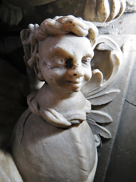 turvey church, beds  (94)saracen crest on helmet below the head of the 1st lord mordaunt on his tomb of c. 1560