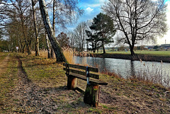 Interessante Konstruktion ;-) Happy Bench Monday!