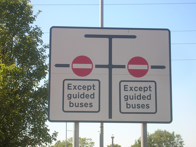 Cambridgeshire Guided Busway - 26 Jun 2011