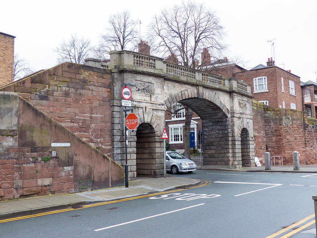 Chester gate and walls 2