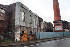 Ehemalige Papierfabrik "Oberste Mühle", Werkshalle und Schornstein (Hagen-Delstern) / 18.12.2016