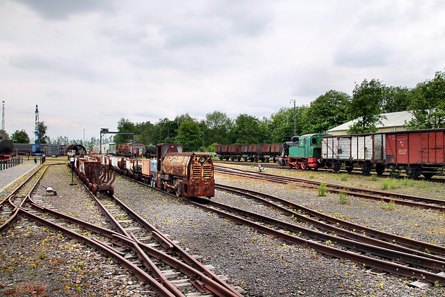 Zechenbahnhof mit historischen Fahrzeugen (Zeche Zollern 2/4, Dortmund-Bövinghausen) / 20.05.2023