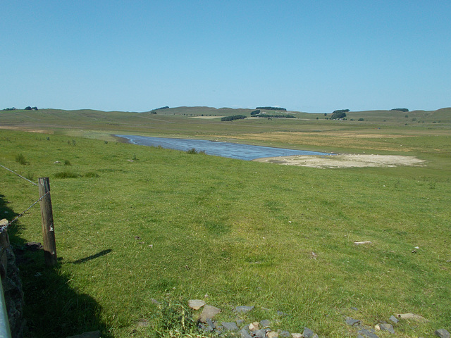 HWH - Grindon Lough [low tide]