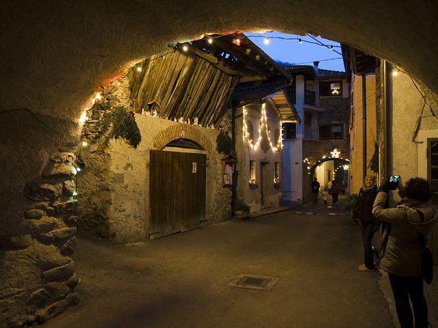 Postua 2014 (Vercelli), Nativity scenes and other - The Nativity on the barn and the church of S. Gottardo