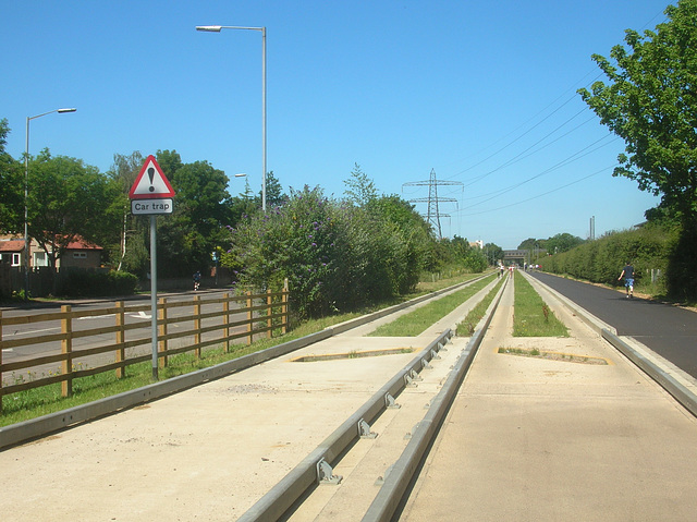 Cambridgeshire Guided Busway - 26 Jun 2011