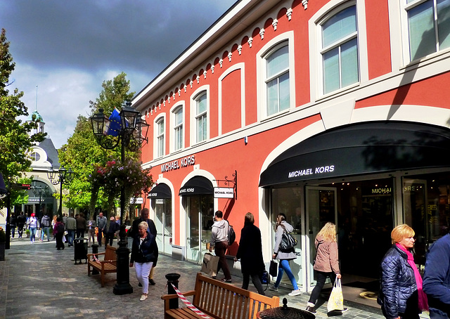 NL - Roermond - Outlet Center