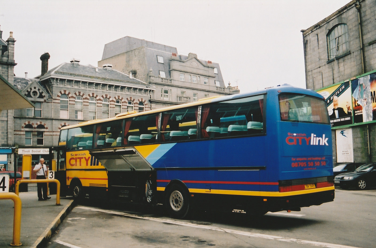 Stagecoach Fife LSK 545 (M106 XBW) (Scottish Citylink contractor) at Aberdeen - 27 Mar 2001