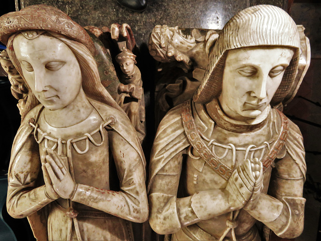 turvey church, beds  (90)c16 tomb with effigies of sir john mordaunt +1506 and wife