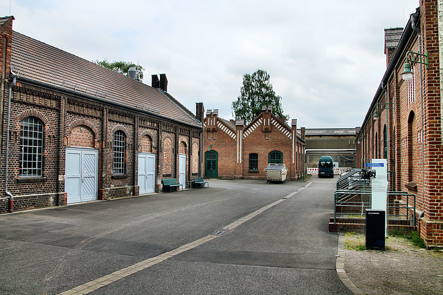 Werkstatt- und Betriebsgebäude auf dem östlichen Zechengelände (Zeche Zollern 2/4, Dortmund-Bövinghausen) / 20.05.2023