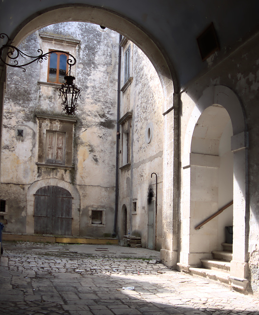 Palazzo in Ischiatella.Gargano. Puglia