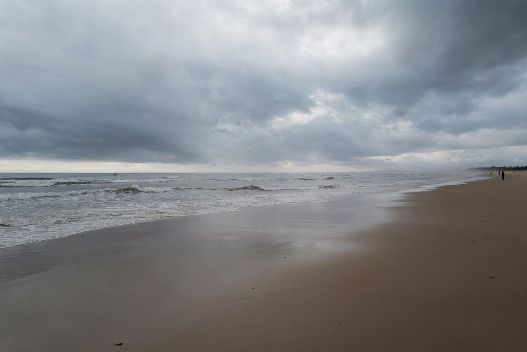 Monte Gordo, Rainy day L1020872