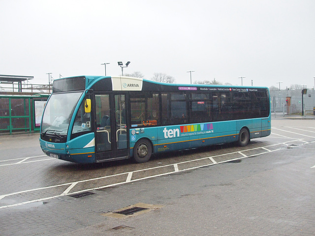 DSCF1234 Arriva 4185 (KX62 JJO) at Watford Junction - 8 Apr 2018