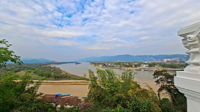 Aussicht vom Golden Triangle Monument (upper viewpoint) bei Sop Ruak (© Buelipix)