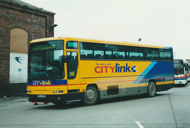 Bluebird Buses (Stagecoach) M404 BFG (Scottish Citylink contractor) at Aberdeen - 27 Mar 2001