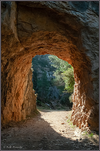 Goldener Felsdurchbruch im El Parrizal