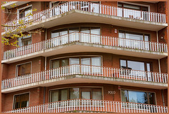 Balcones amplios en ángulo