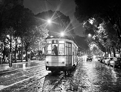 il tram di notte
