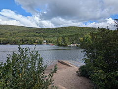 Petite plage privée / A small private beach