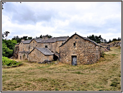 Dans les Cévennes, Old hamlet in Limestone plateaus