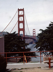 Die Bank an der Golden Gate Bridge