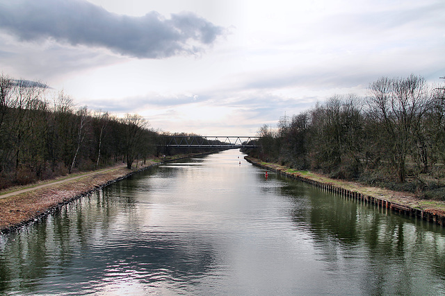 Rhein-Herne-Kanal bei der Schurenbachhalde (Essen-Altenessen) / 2.03.2024