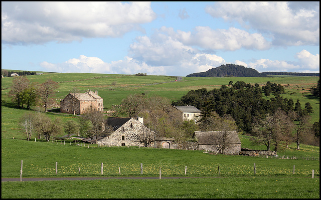 Belles fermes du massif du Mézenc