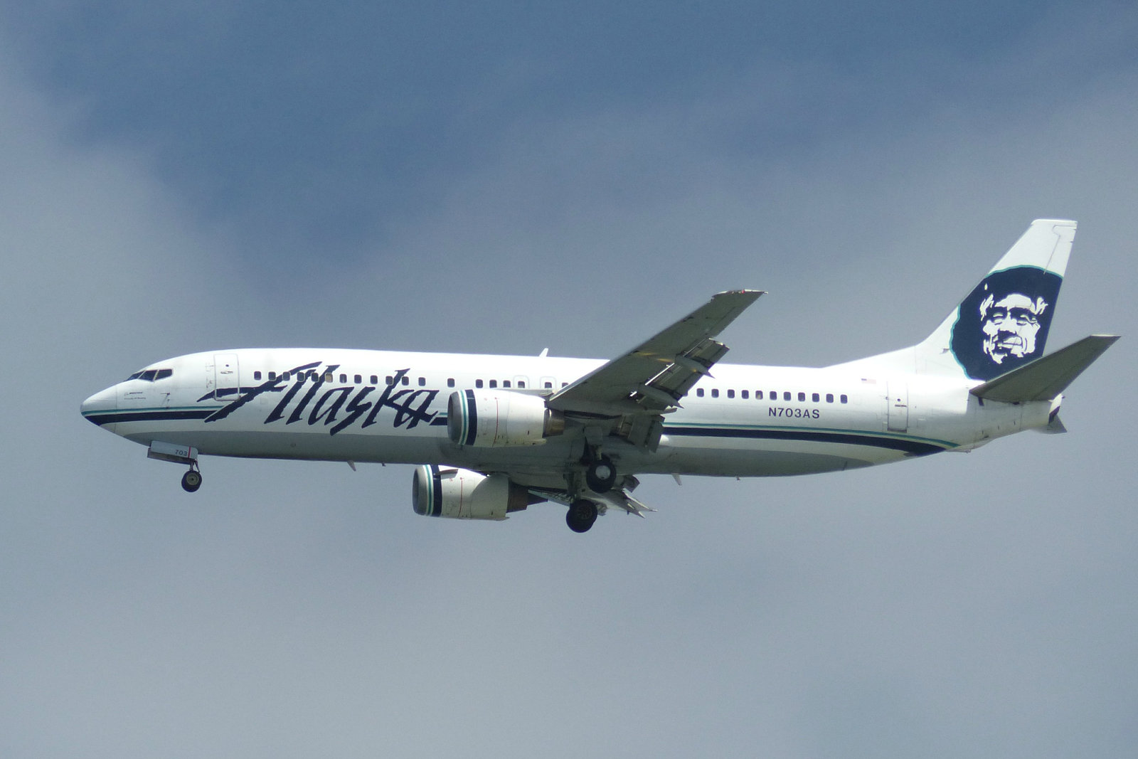 N703AS approaching SFO - 14 April 2016